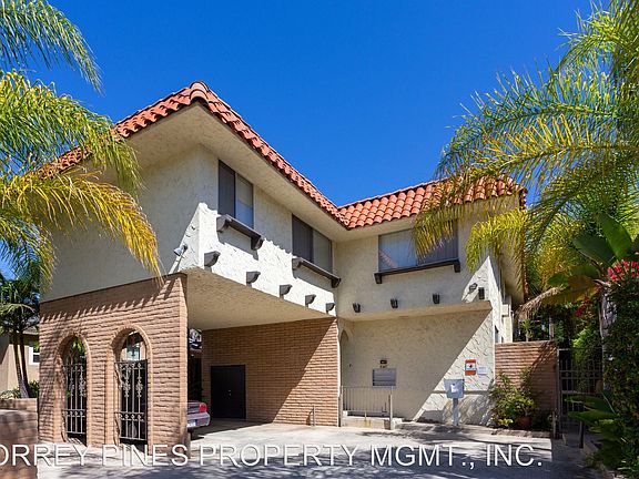 2nd image of 4645 Palm Ave APT 1