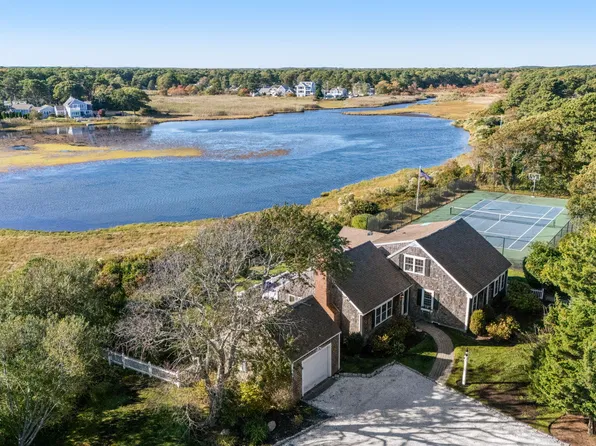 205 South Street, South Yarmouth, MA 02664