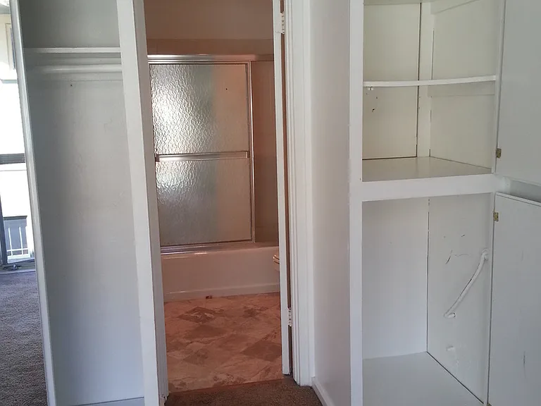 Nightingale Apartments — Photo 5