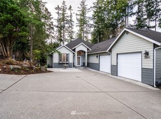 2317 42nd Pl, Anacortes, WA 98221