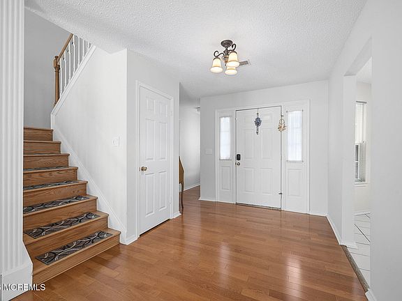 3rd image of 145 Old Orchard Lane #3302