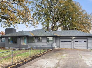 824 Toliver Rd, Molalla, OR 97038