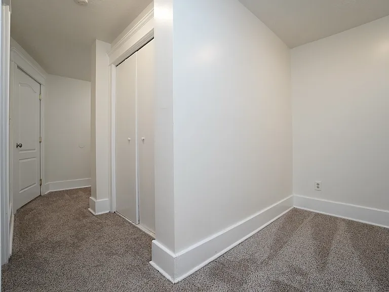 2389 W Boise Ave — Photo 34