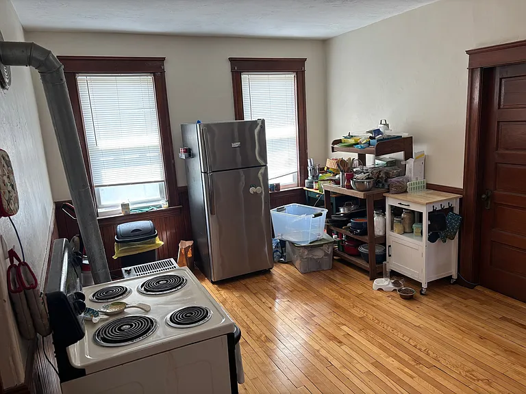 189 Grove St #3 — Photo 18