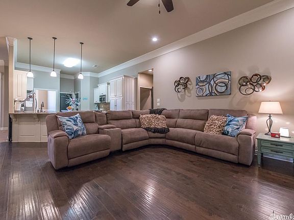 4th image of 9317 Meadow Gardens Cir