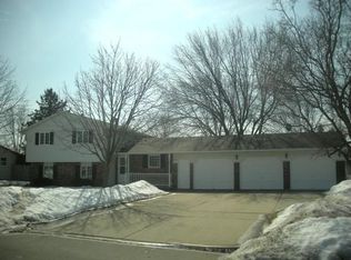 2308 Brick Dr, Green Bay, WI 54303