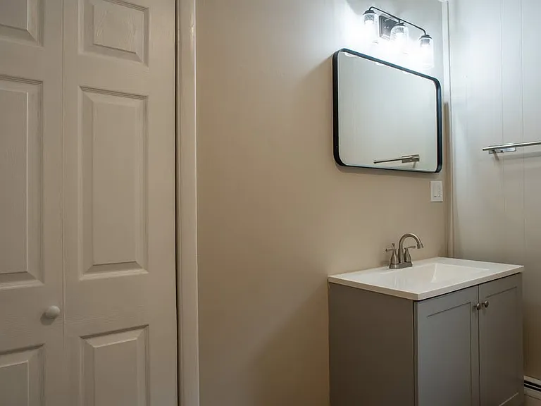 225 Upper Sherman Ave #1 — Photo 9
