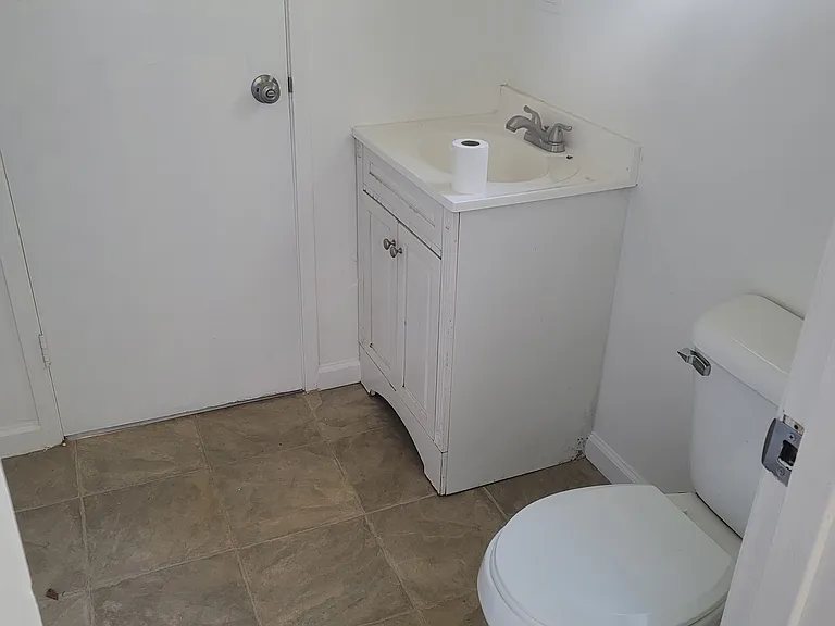 85 Berna Ave — Photo 11