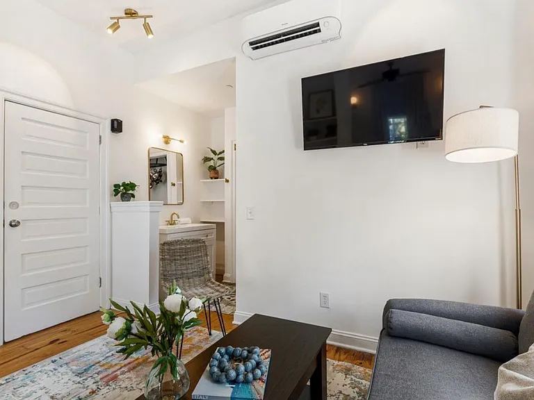 515 Rutledge Ave #101 — Photo 2