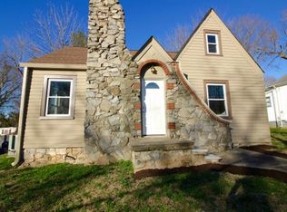 515 7th Ave W, Springfield, TN 37172