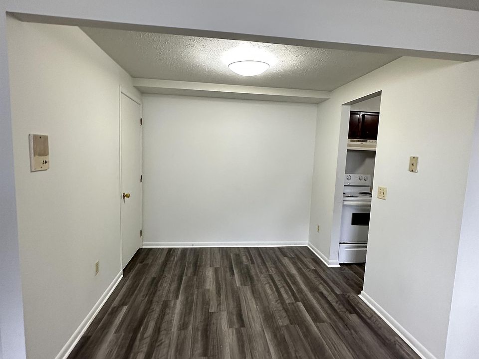 1st image of 1879 Turner Blvd #3