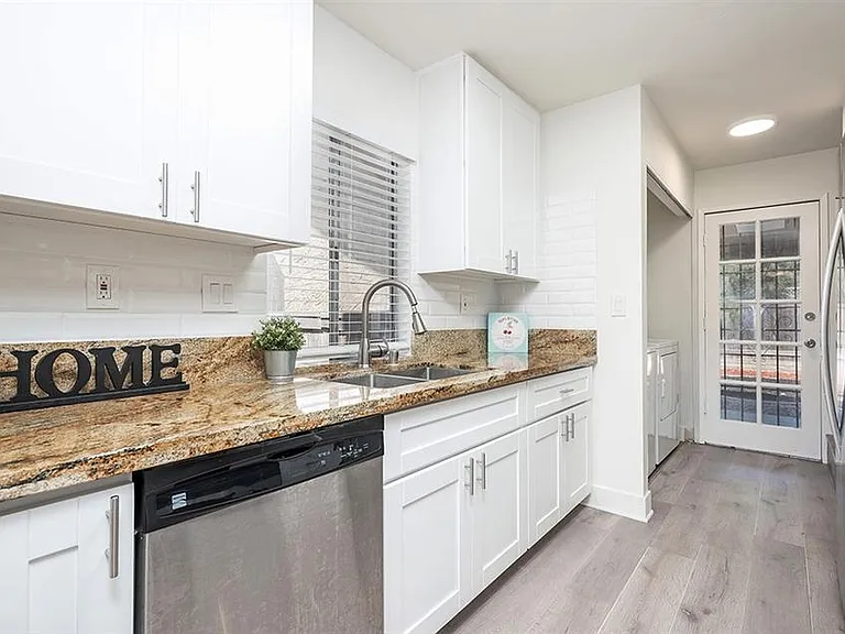 1731 Hollister St #17 — Photo 6