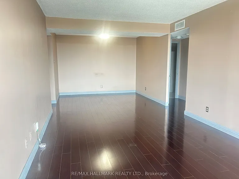 4725 Sheppard Ave E #1112 — Photo 6