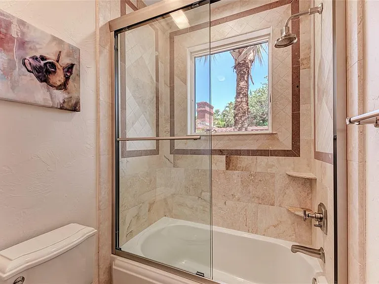 14 N Washington Dr — Photo 56