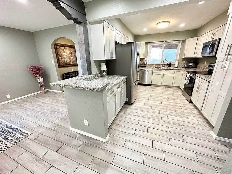 5309 Arvilla Ave NE — Photo 7