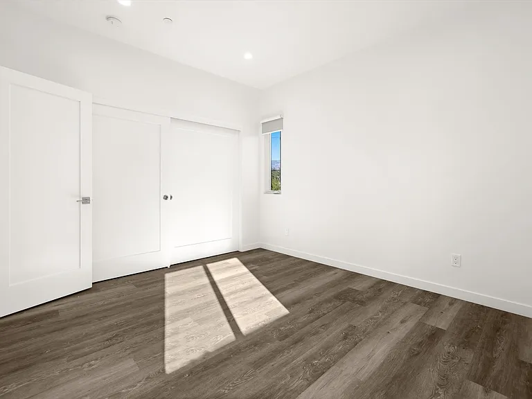415 Old Coast Hwy #C — Photo 19