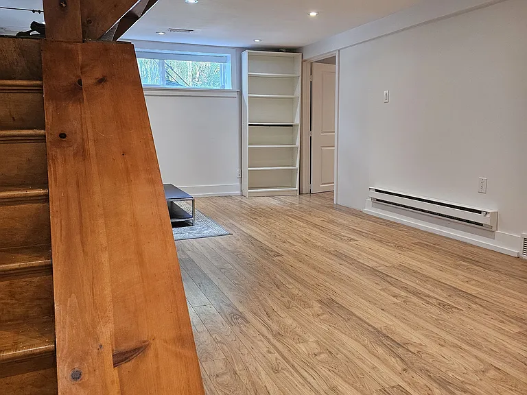 222 Patricia Ave #BASEMENT — Photo 15