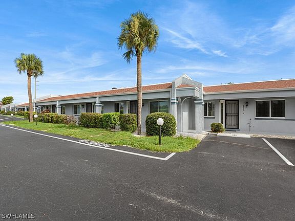 2nd image of 309 Cape Coral Pkwy W APT 207