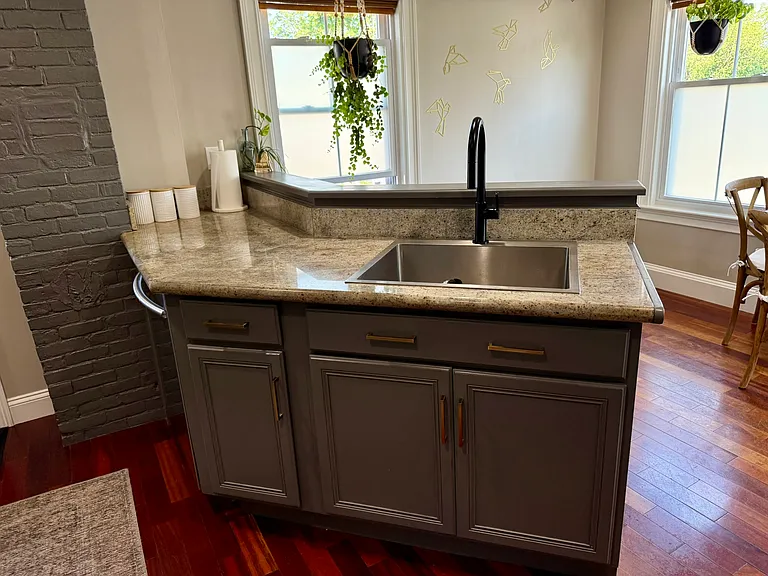 123 Court St #2 — Photo 8
