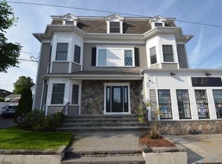 75 Pine St APT 3, Waltham, MA 02453