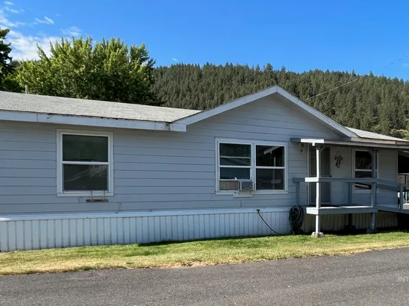 12 141st St, Orofino, ID 83544