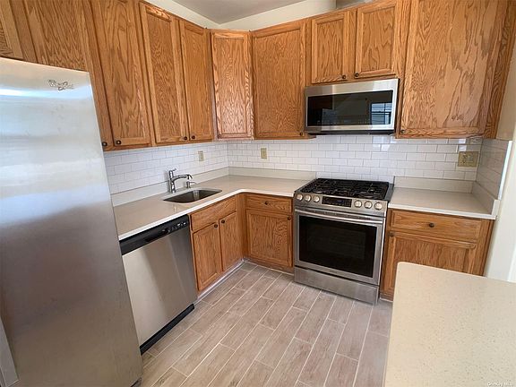 3rd image of 120 Meridian Blvd Floor 1