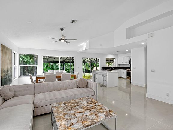 5th image of 2218 NW 52nd St