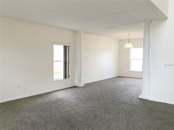 3rd image of 544 Bromley Ct