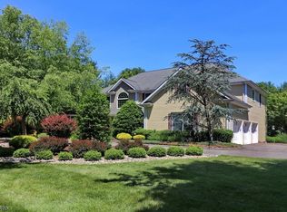 36 Church Ln #M, Montville, NJ 07045