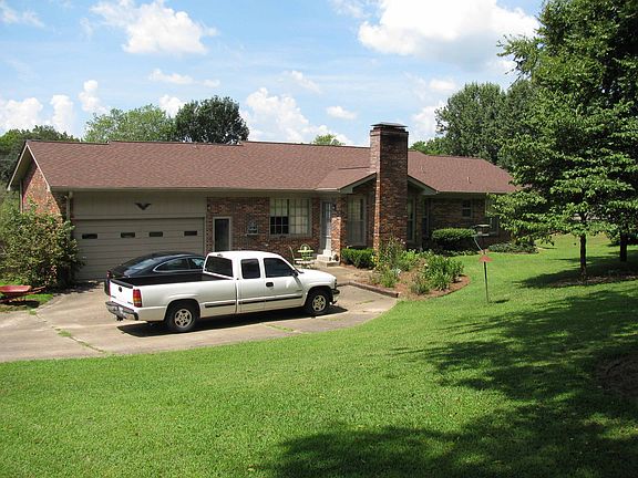 3rd image of 205 Tanglewood Dr