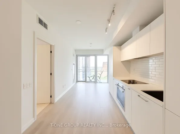 3 Gloucester St, Toronto, ON