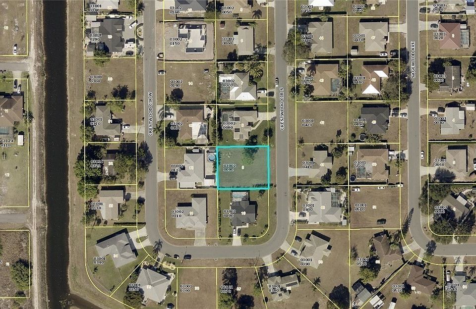 1st image of 17 Crestwood Cir S