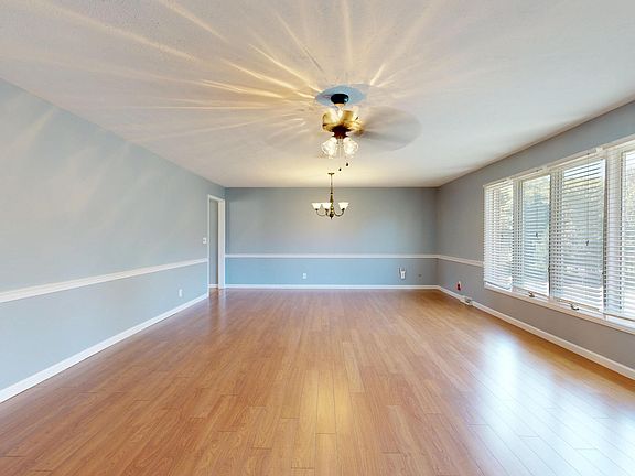3rd image of 110 Highland Church Rd