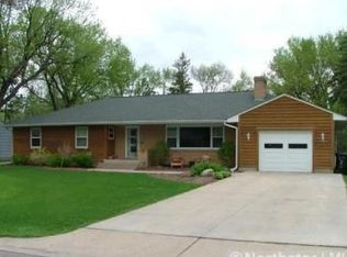 357 Althea Ln, Hopkins, MN 55343