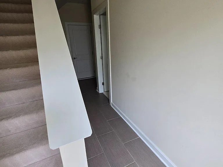 20800 Duxbury Ter — Photo 18