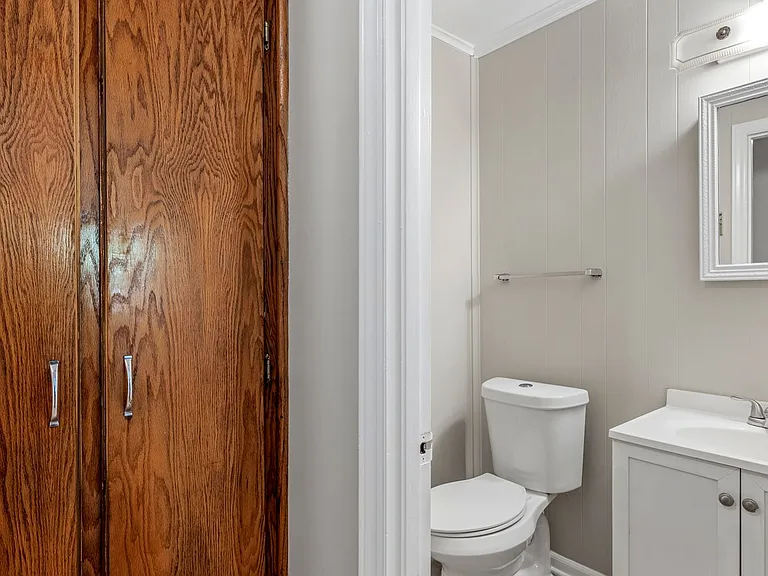 2309 Bridgette Blvd — Photo 12