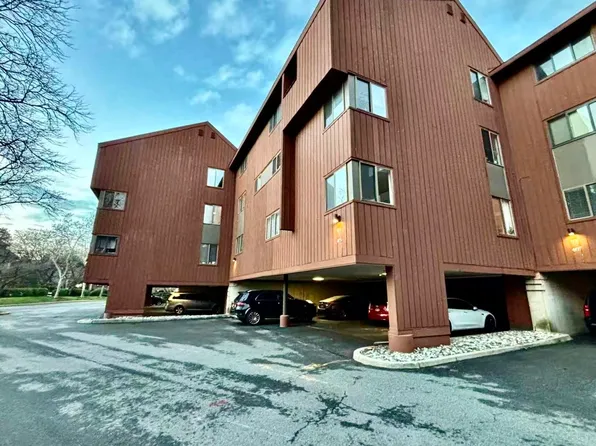 475 Teal Plaza image 13 of 29