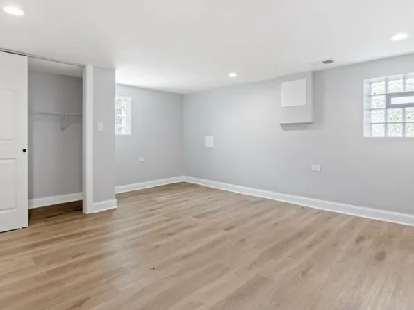 9337 S Evans Ave, Chicago, IL 60619