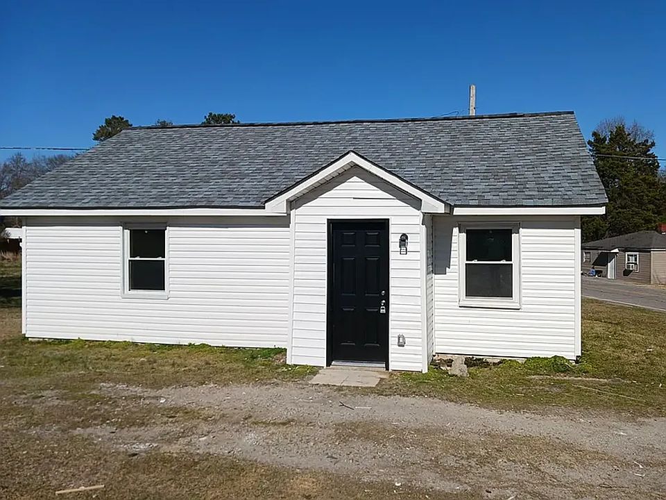 1st image of 1662 McManus Ln