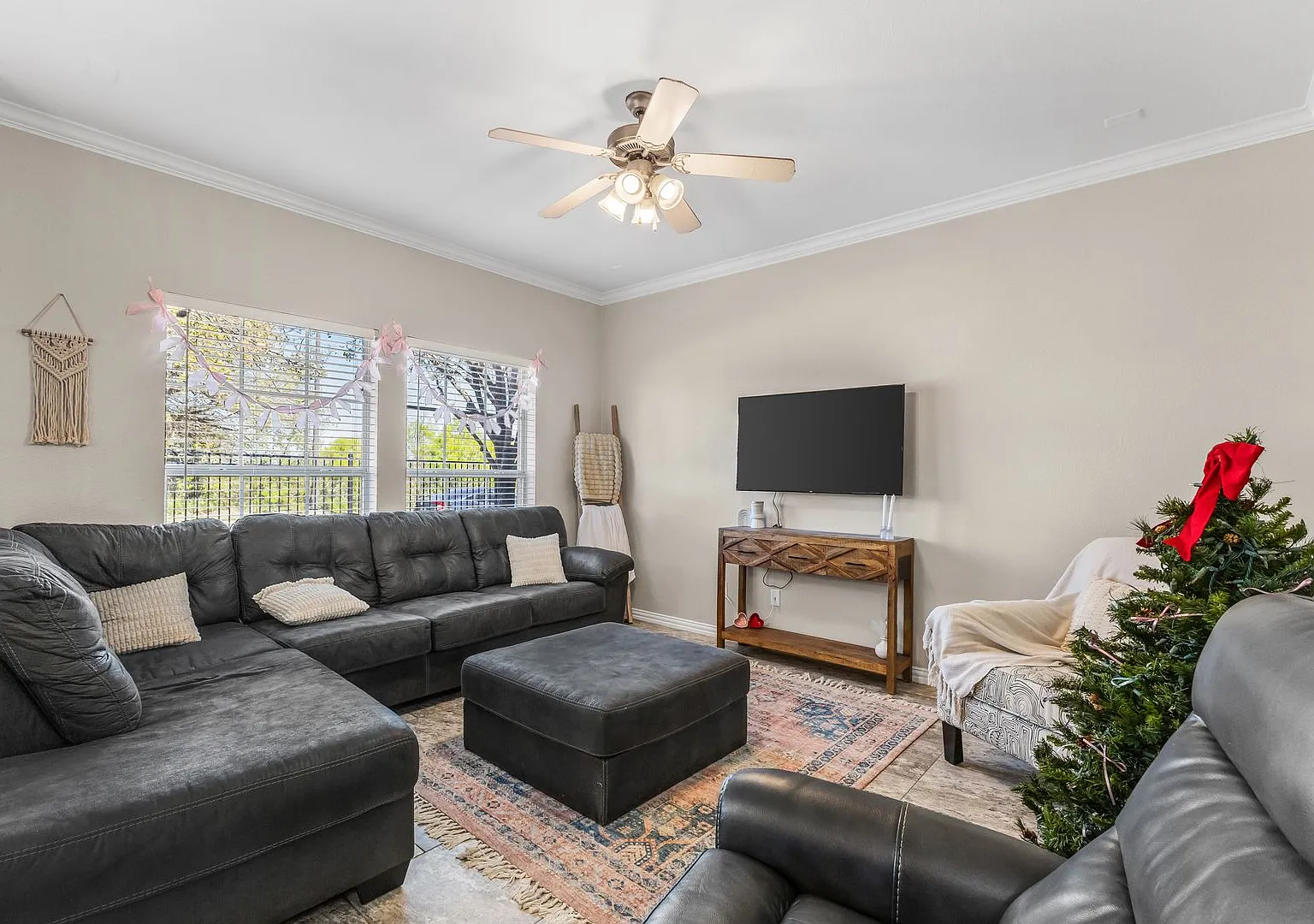 3 Bed Available at Waterwood Townhome Complex! — Photo 4