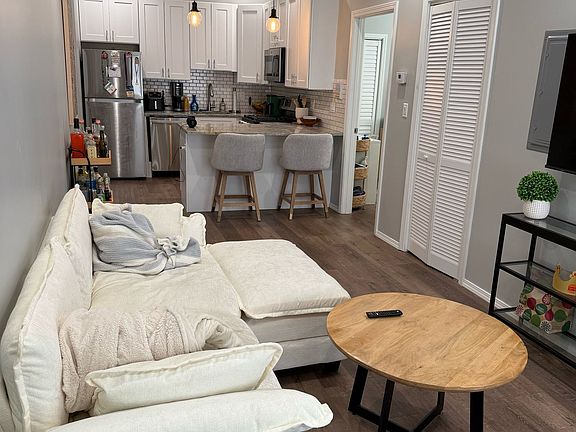 2nd image of 2501 N Southport Ave #1S