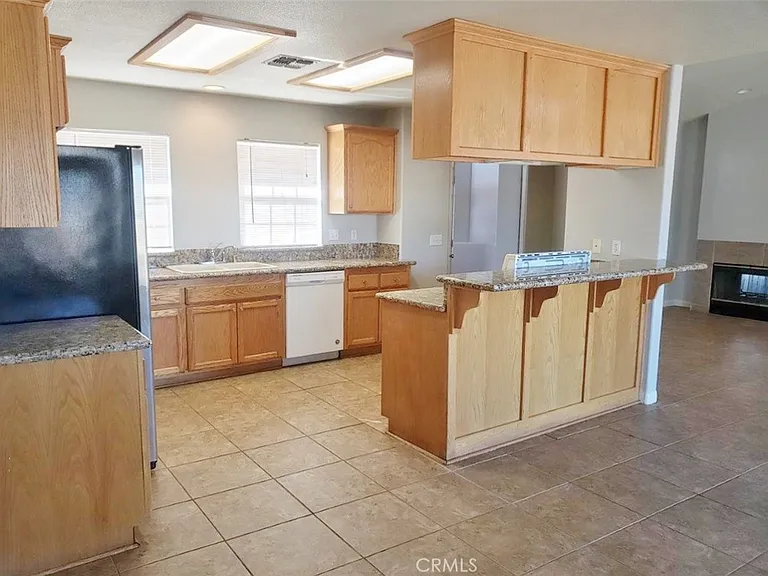 57294 Titian Ct — Photo 9