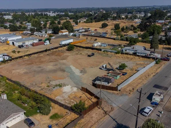 7001 34th St, North Highlands, CA 95660