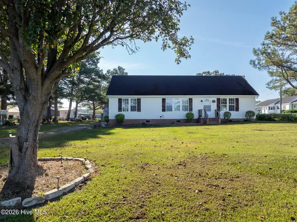 169 Luther Banks Road, Richlands, NC 28574
