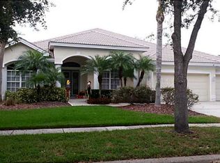 18007 Forest Retreat Ln, Tampa, FL 33647