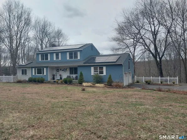 14 Meadow Crest Drive, Woodbury, CT 06798