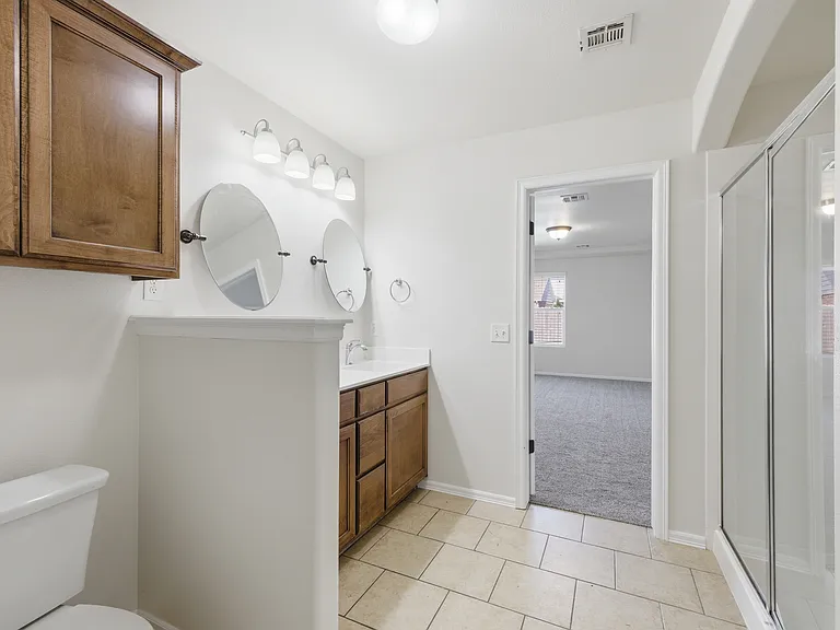 10450 S James St — Photo 16