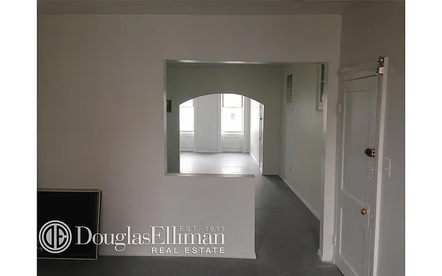 Rented by Douglas Elliman | media 16