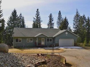 371 Fan Lake Rd W, Elk, WA 99009