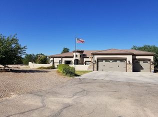 530 W Trail Dust Rd, Benson, AZ 85602